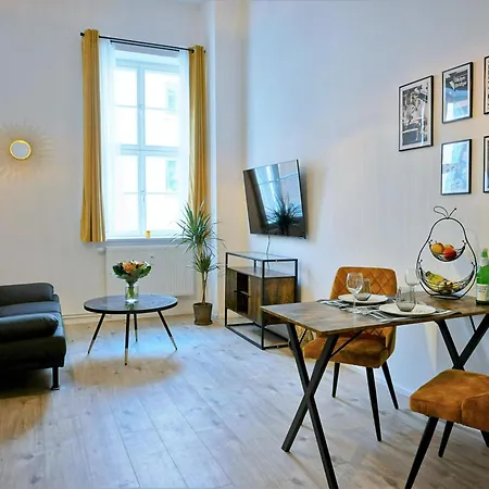 Hogulu - Haus 1, 24 Brandenburg (Brandenburg an der Havel)