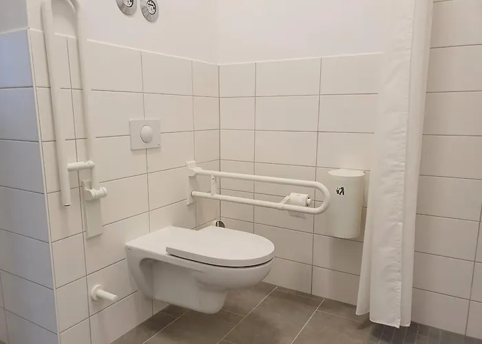 Hogulu - Rollstuhlfreundliches App 24 *